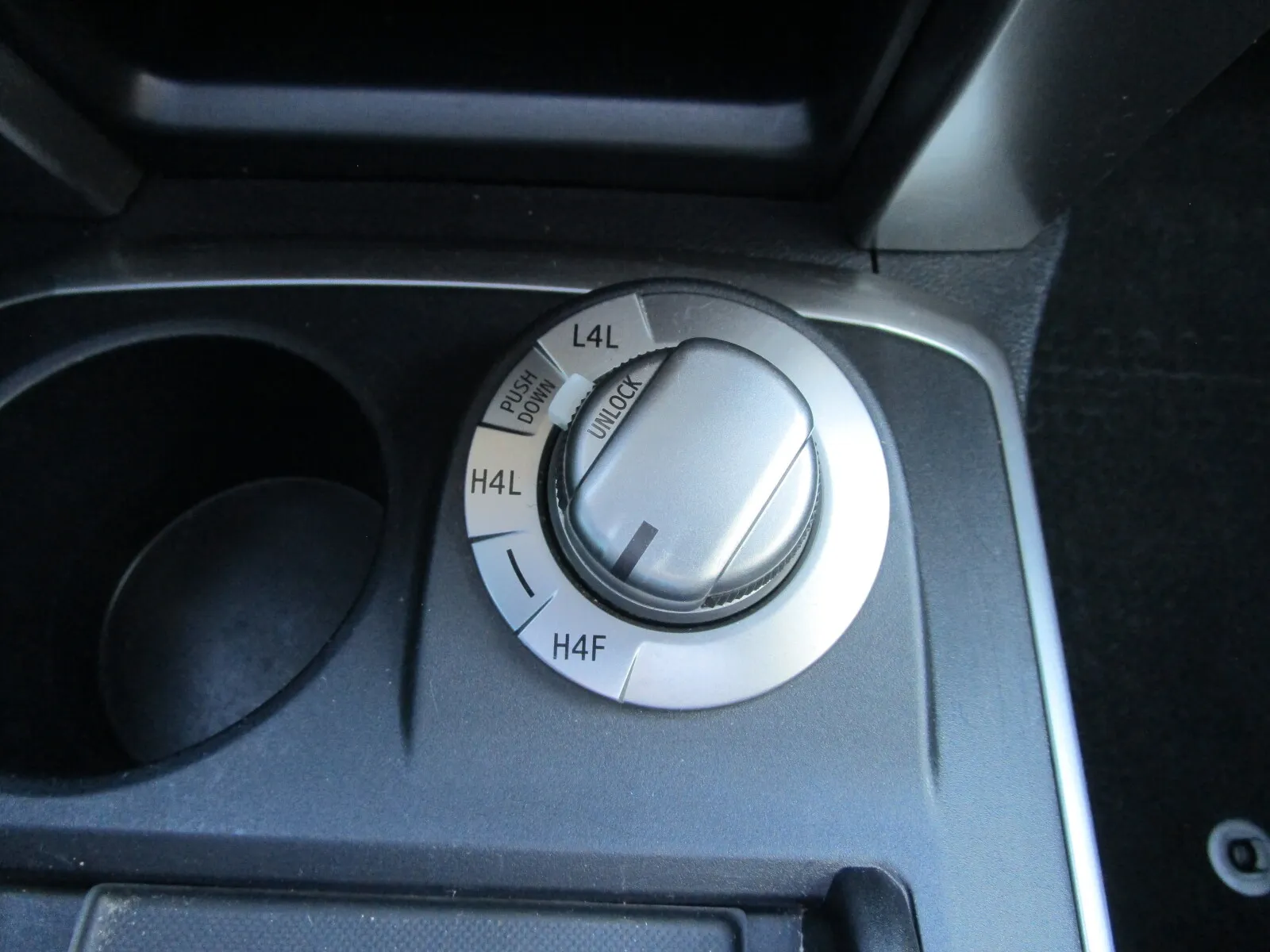 Toyota 4Runner photo 37