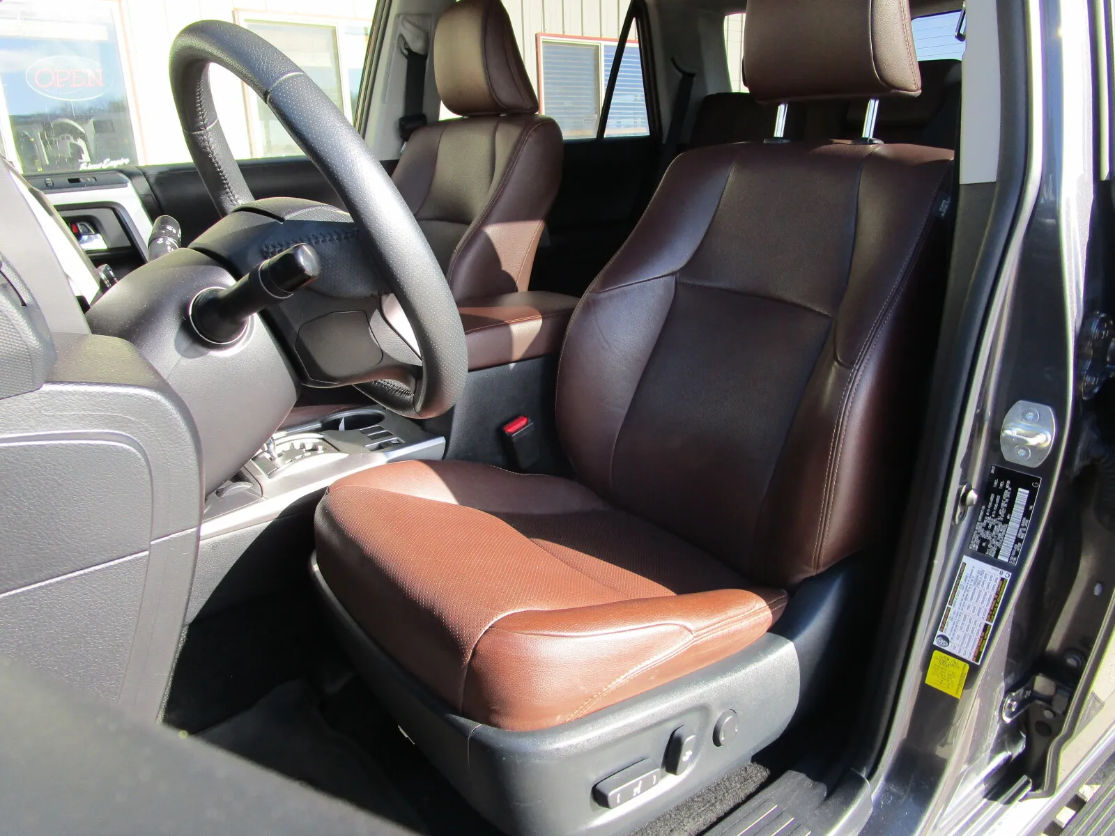 Toyota 4Runner photo 11