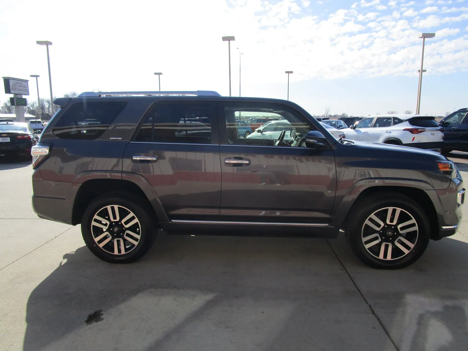 Toyota 4Runner photo 6