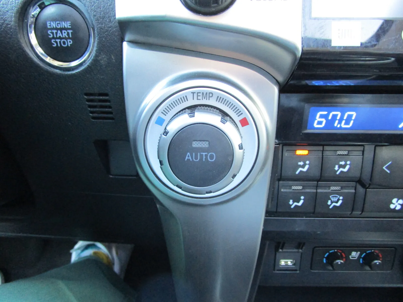 Toyota 4Runner photo 35