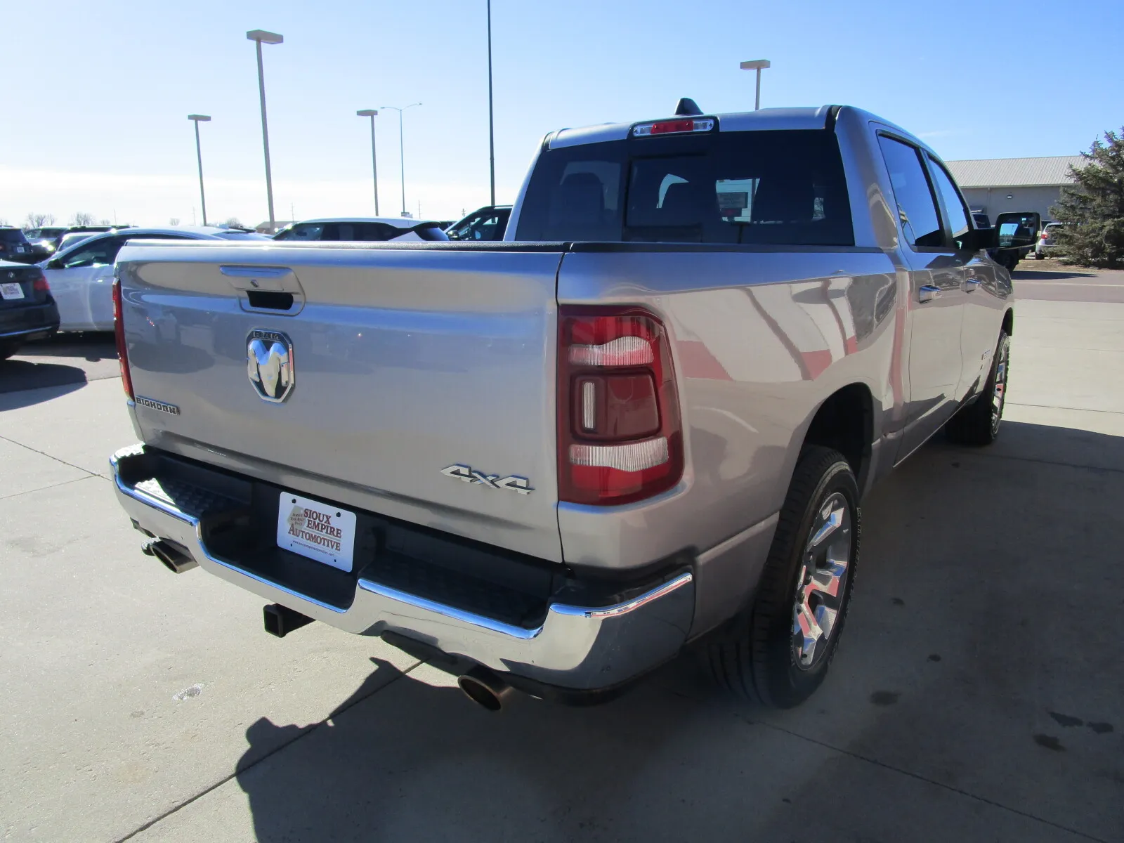 Ram Truck 1500 BIGHORN CREW CAB photo 7