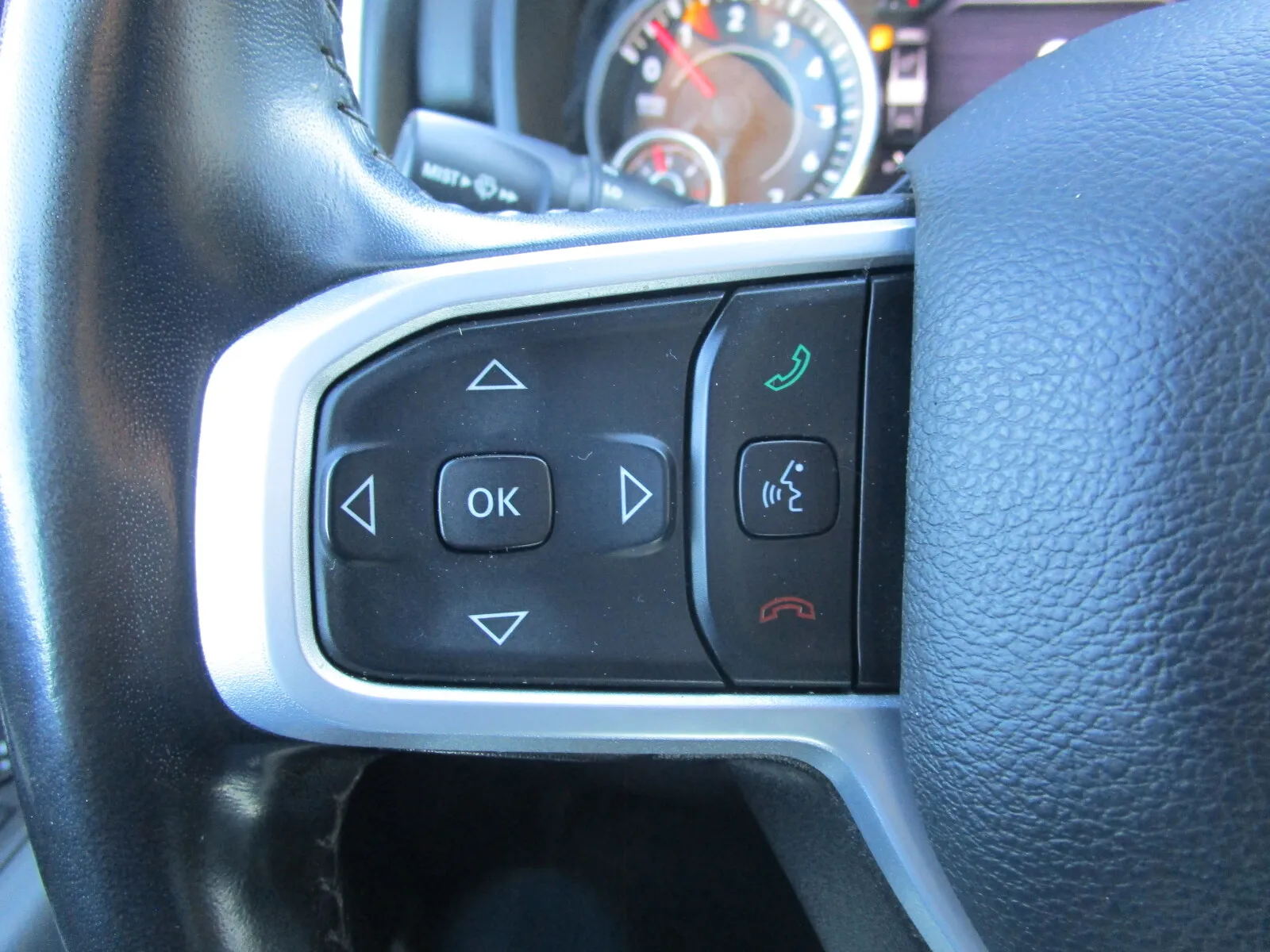 Ram Truck 1500 BIGHORN CREW CAB photo 24