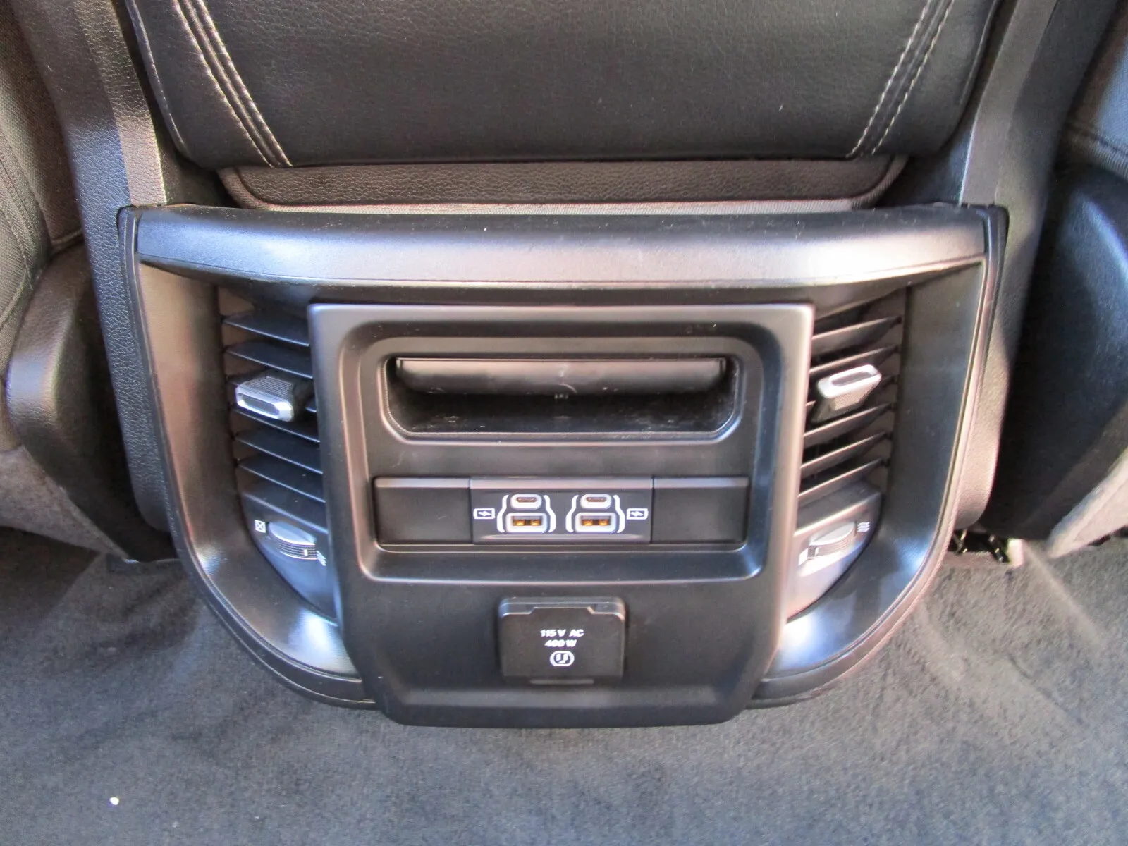 Ram Truck 1500 BIGHORN CREW CAB photo 17