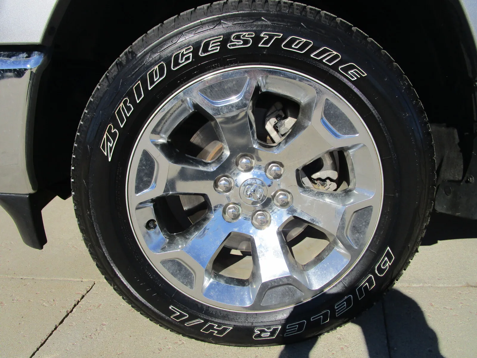 Ram Truck 1500 BIGHORN CREW CAB photo 38