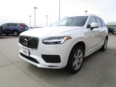More photos of 2022 VOLVO XC90 T5 at Sioux Empire Automotive, SD
