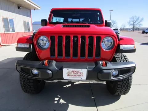 More photos of 2022 JEEP Gladiator Mojave at Sioux Empire Automotive, SD