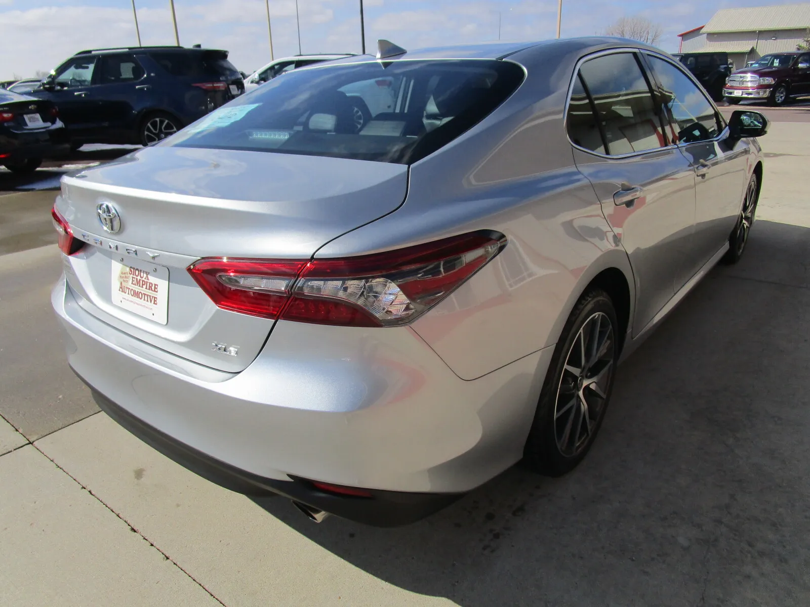 Toyota Camry photo 6
