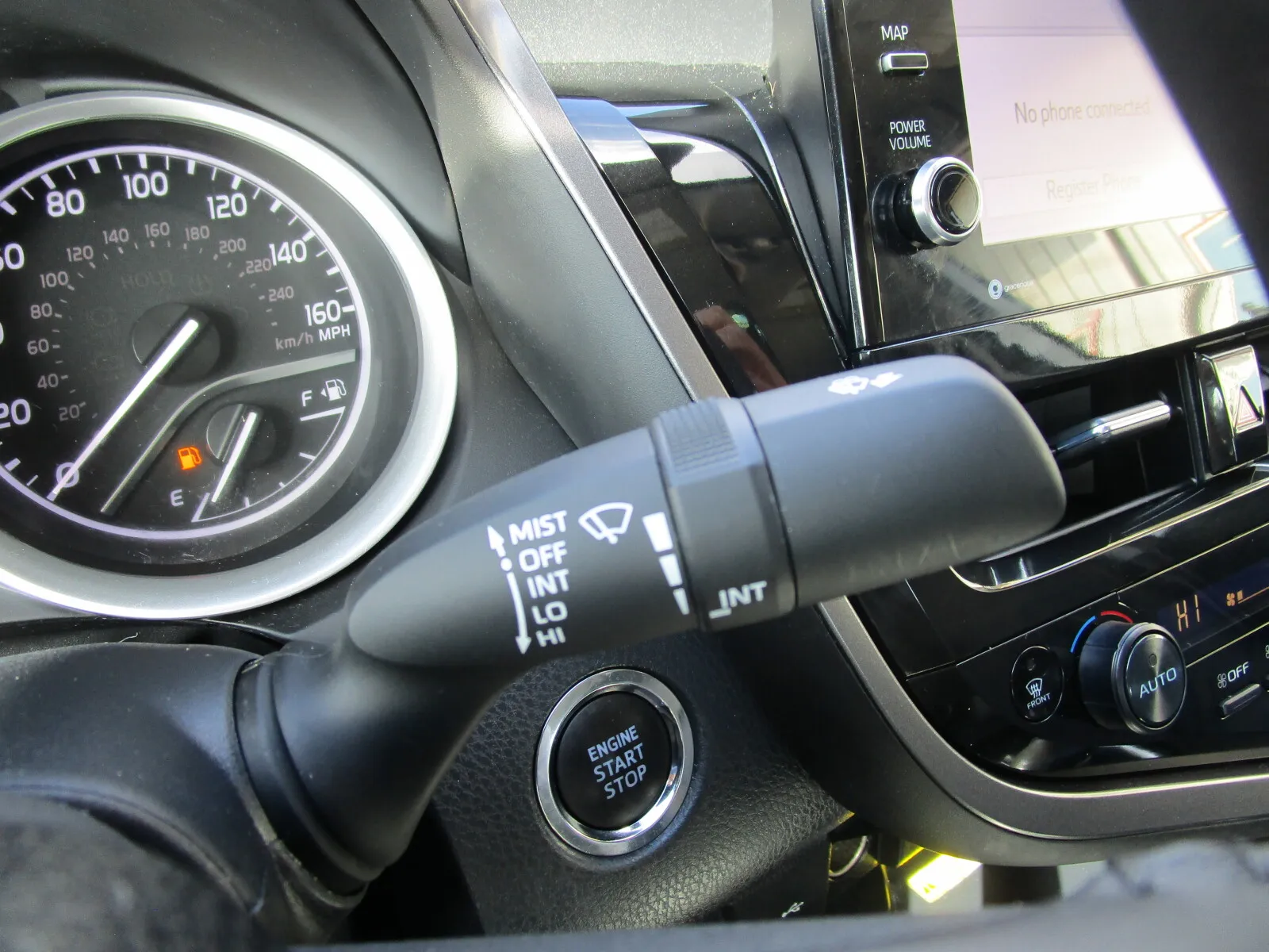 Toyota Camry photo 25