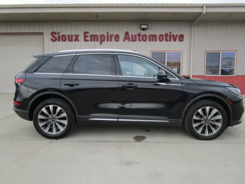Photos of 2022 LINCOLN Corsair Reserve for sale in Tea, SD at Sioux Empire Automotive