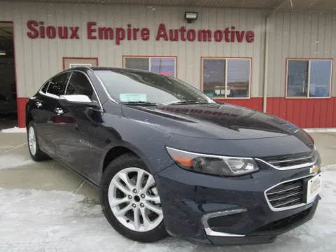 Blue 2018 CHEVROLET Malibu LT for sale in Tea, SD