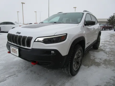 More photos of 2020 JEEP CHEROKEE Trailhawk at Sioux Empire Automotive, SD