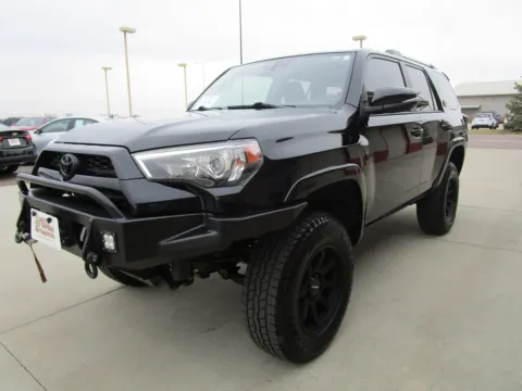 More photos of 2016 TOYOTA 4RUNNER SR5 at Sioux Empire Automotive, SD