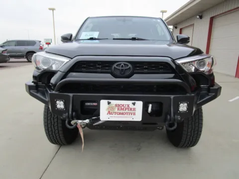 More photos of 2016 TOYOTA 4RUNNER SR5 at Sioux Empire Automotive, SD