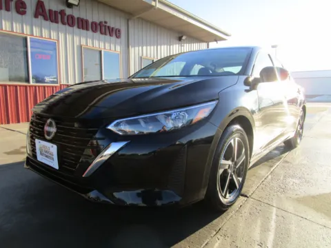 Another view of 2018 CHEVROLET Malibu LT for sale in Tea, SD at Sioux Empire Automotive