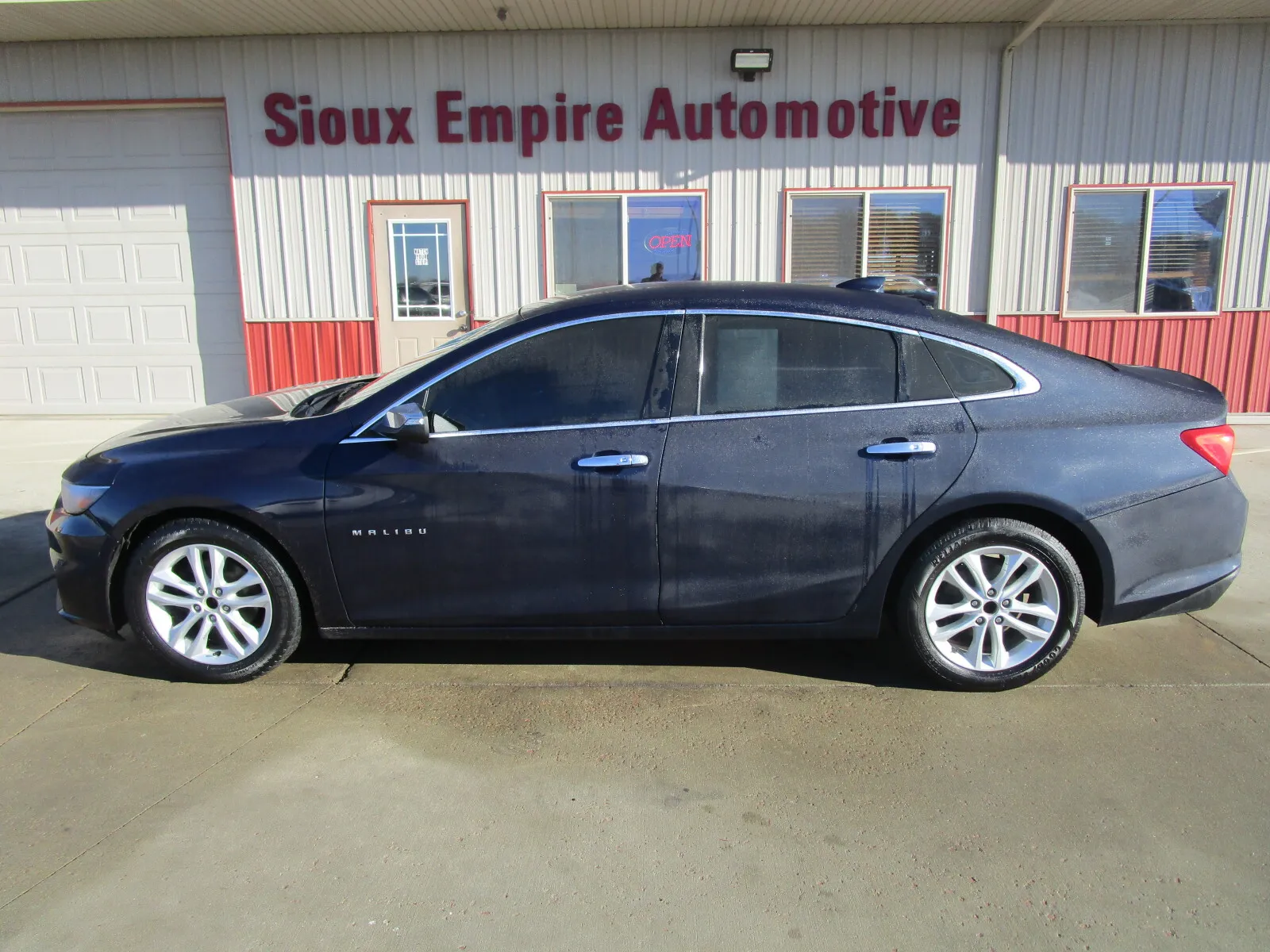 Photos of 2018 CHEVROLET Malibu LT for sale in Tea, SD at Sioux Empire Automotive