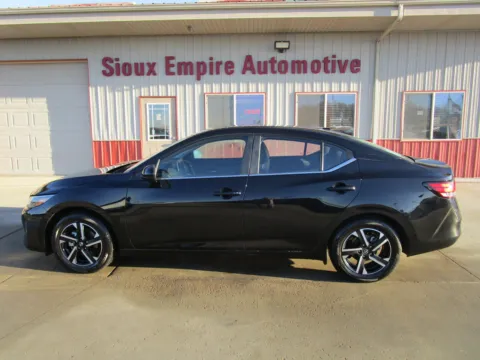 Photos of 2018 CHEVROLET Malibu LT for sale in Tea, SD at Sioux Empire Automotive