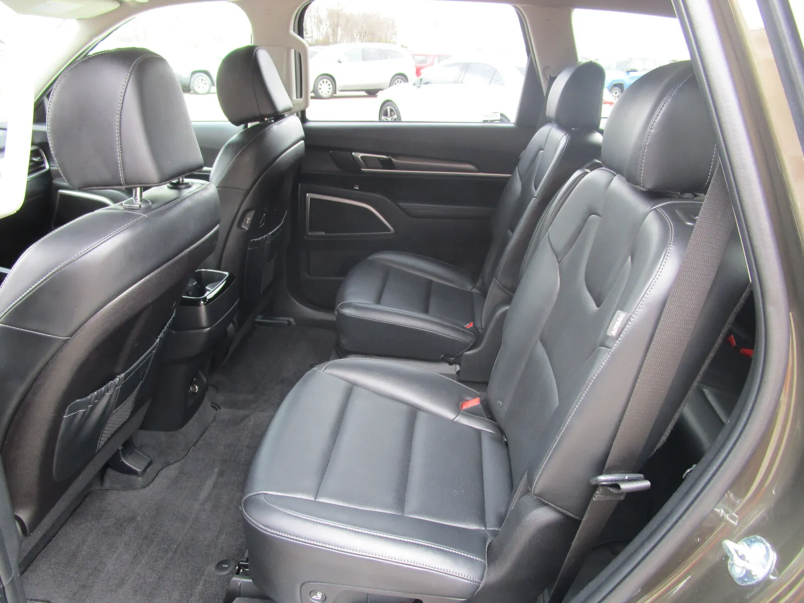 Kia Telluride photo 13