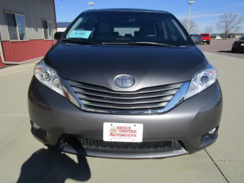 More photos of 2014 TOYOTA Sienna XLE at Sioux Empire Automotive, SD