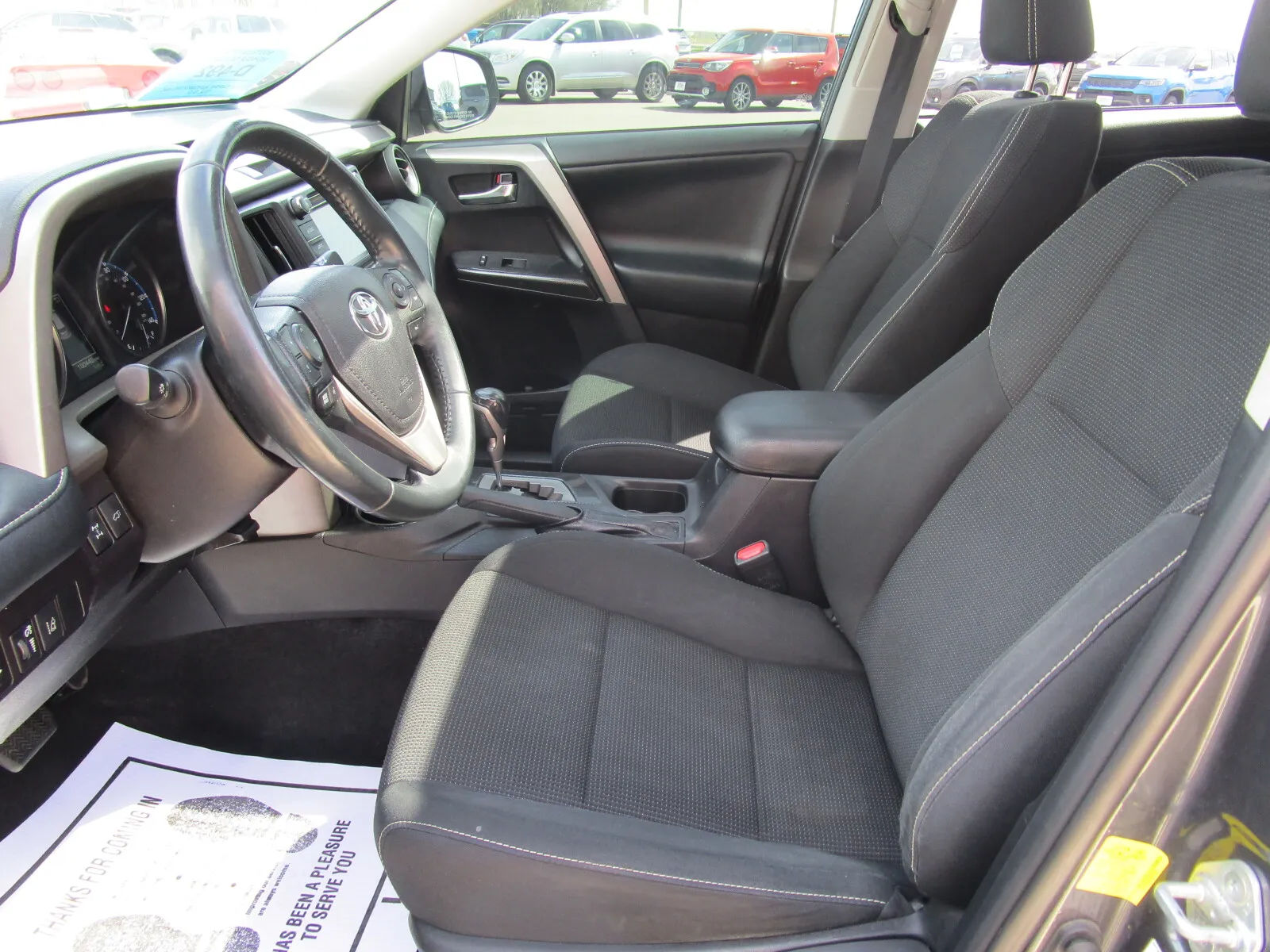 Toyota RAV4 photo 11