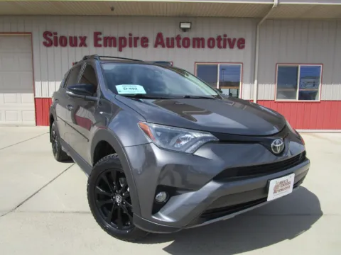 Gray 2018 TOYOTA RAV4 XLE for sale in Tea, SD
