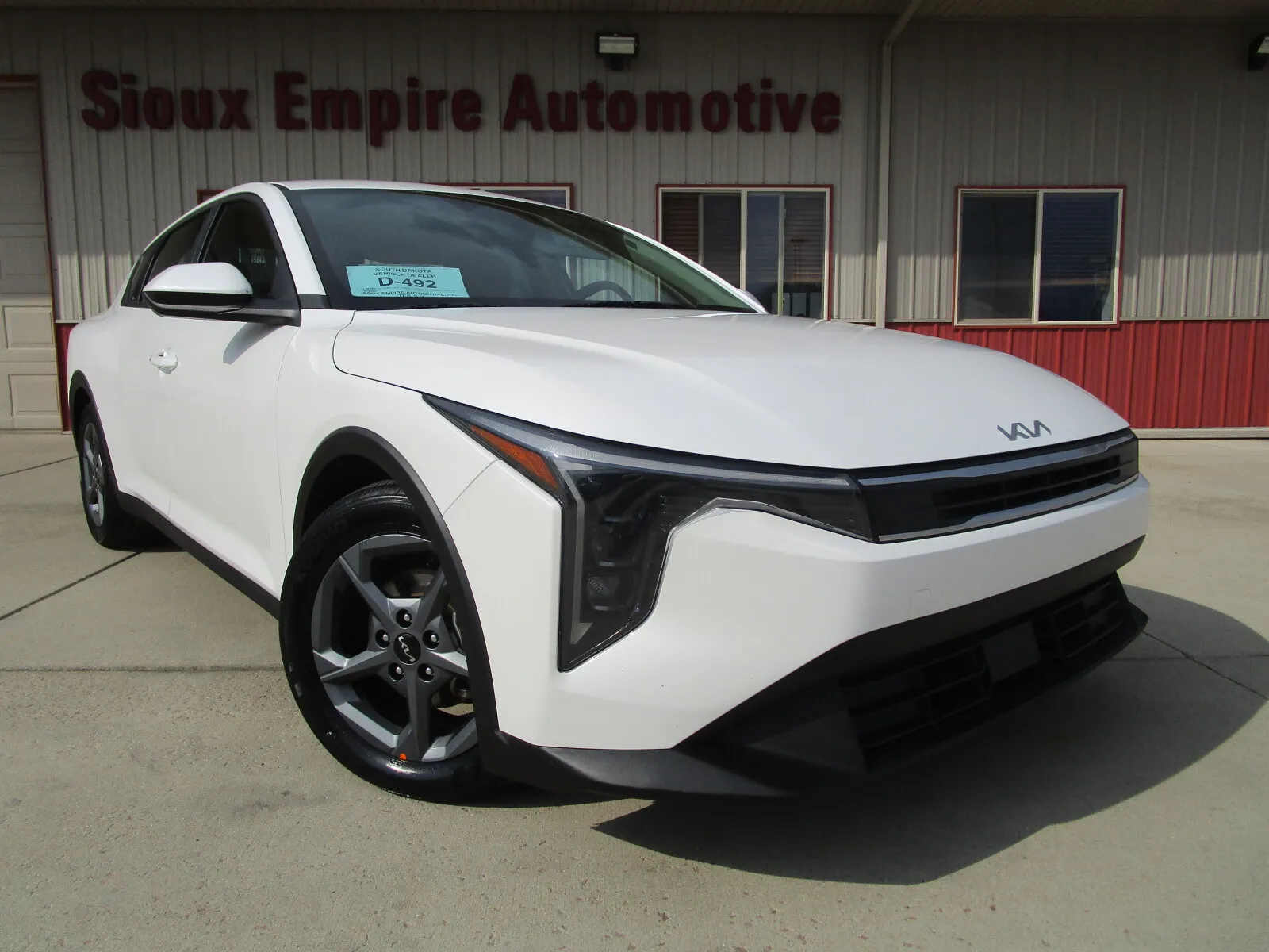 2025 Kia K4 LXS AT's photo