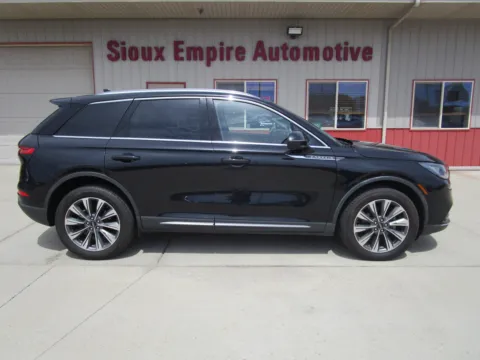 Photos of 2022 LINCOLN Corsair Reserve for sale in Tea, SD at Sioux Empire Automotive