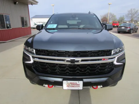 More photos of 2021 CHEVROLET Suburban 1500 Z71 at Sioux Empire Automotive, SD