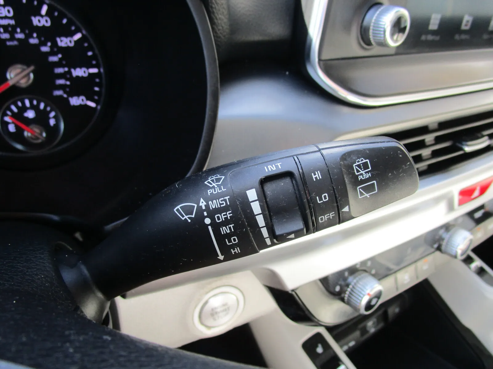 Kia Telluride photo 24