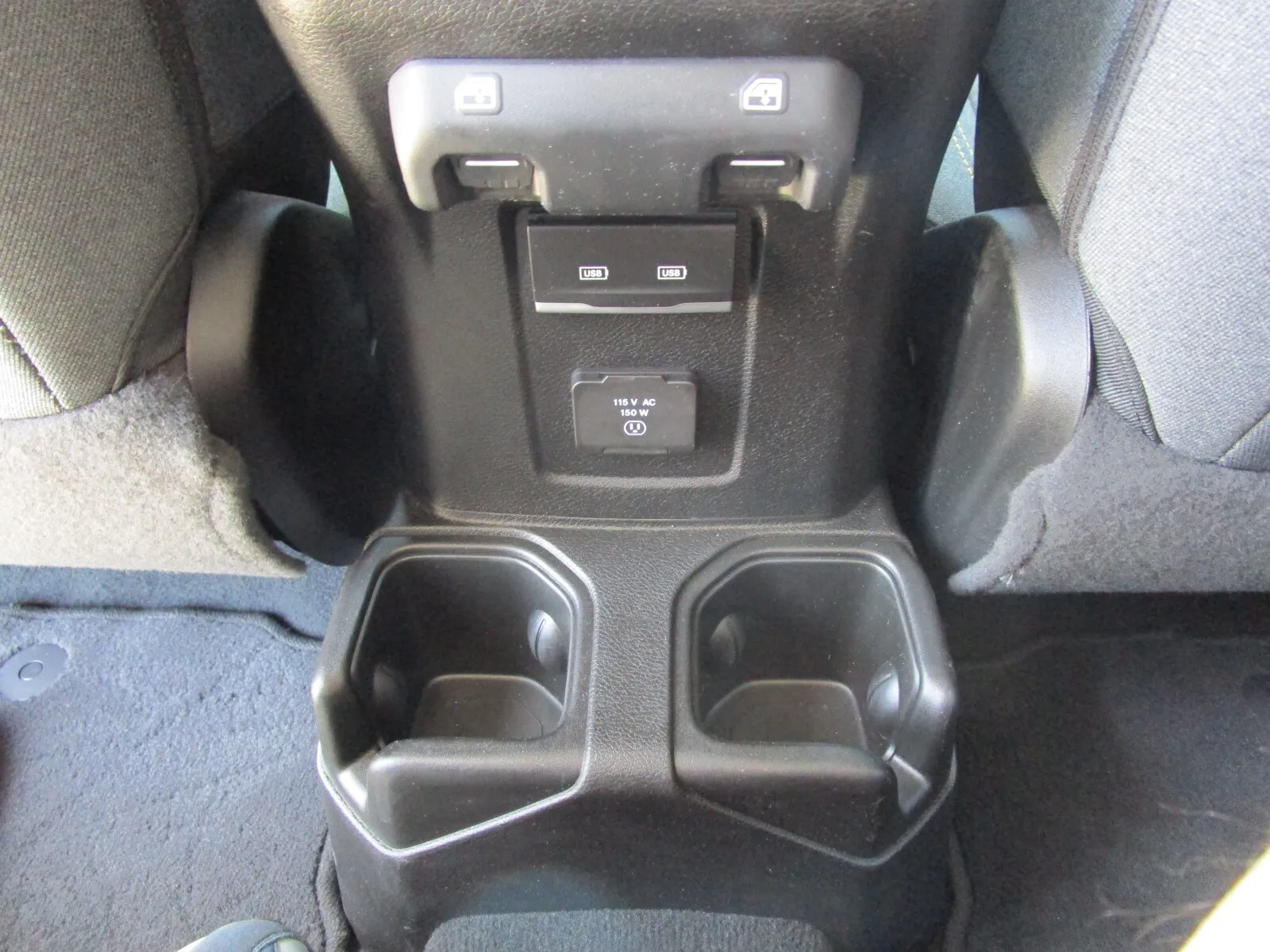 Jeep Wrangler photo 15