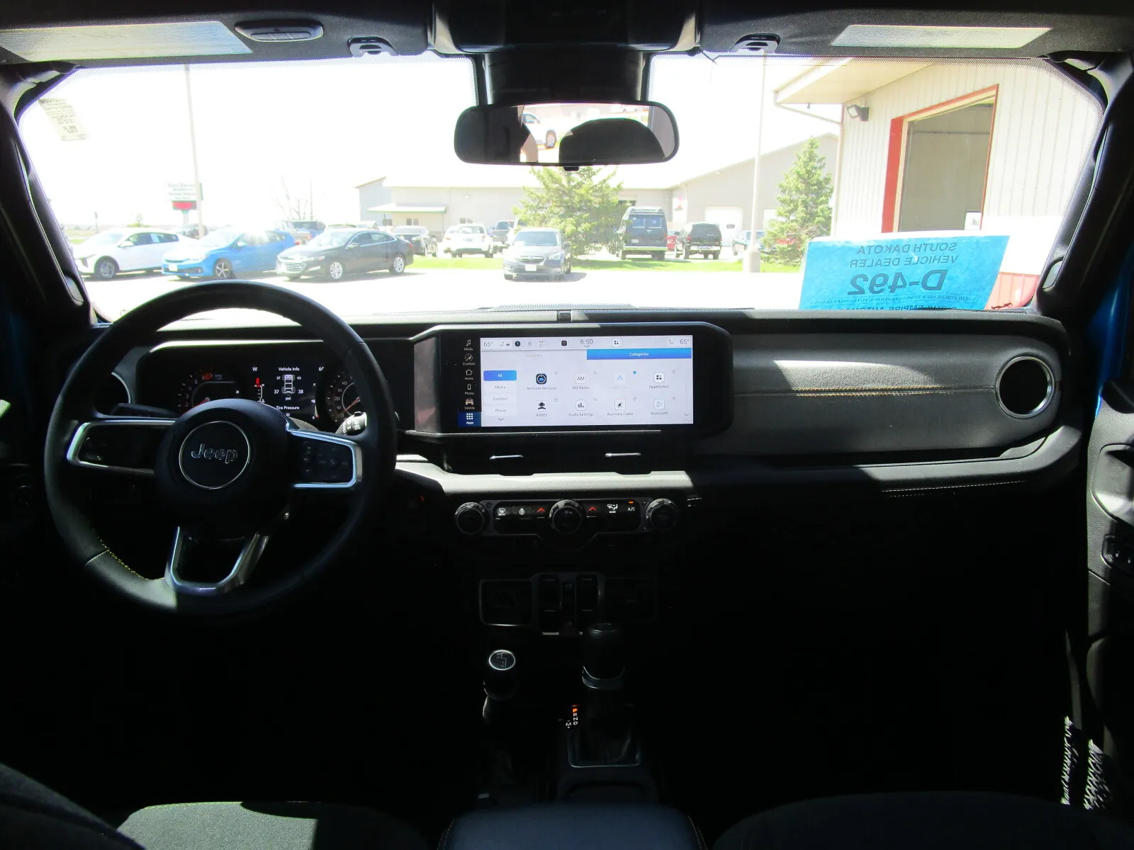 Jeep Wrangler photo 14