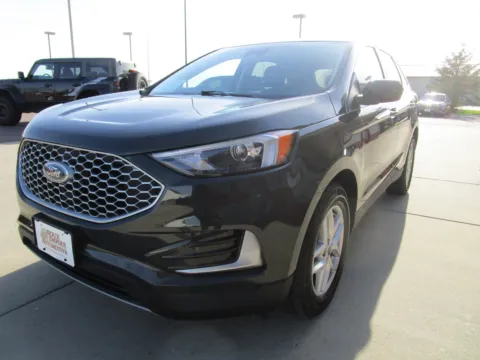 More photos of 2023 FORD Edge SEL at Sioux Empire Automotive, SD