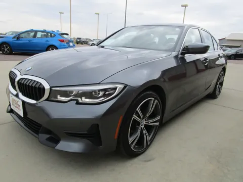 More photos of 2021 BMW 3 series 330xi at Sioux Empire Automotive, SD