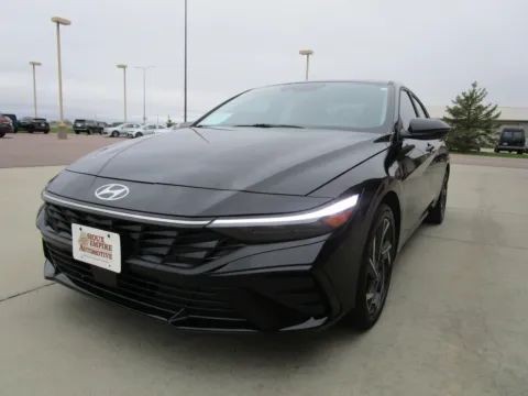 More photos of 2025 HYUNDAI ELANTRA Limited at Sioux Empire Automotive, SD