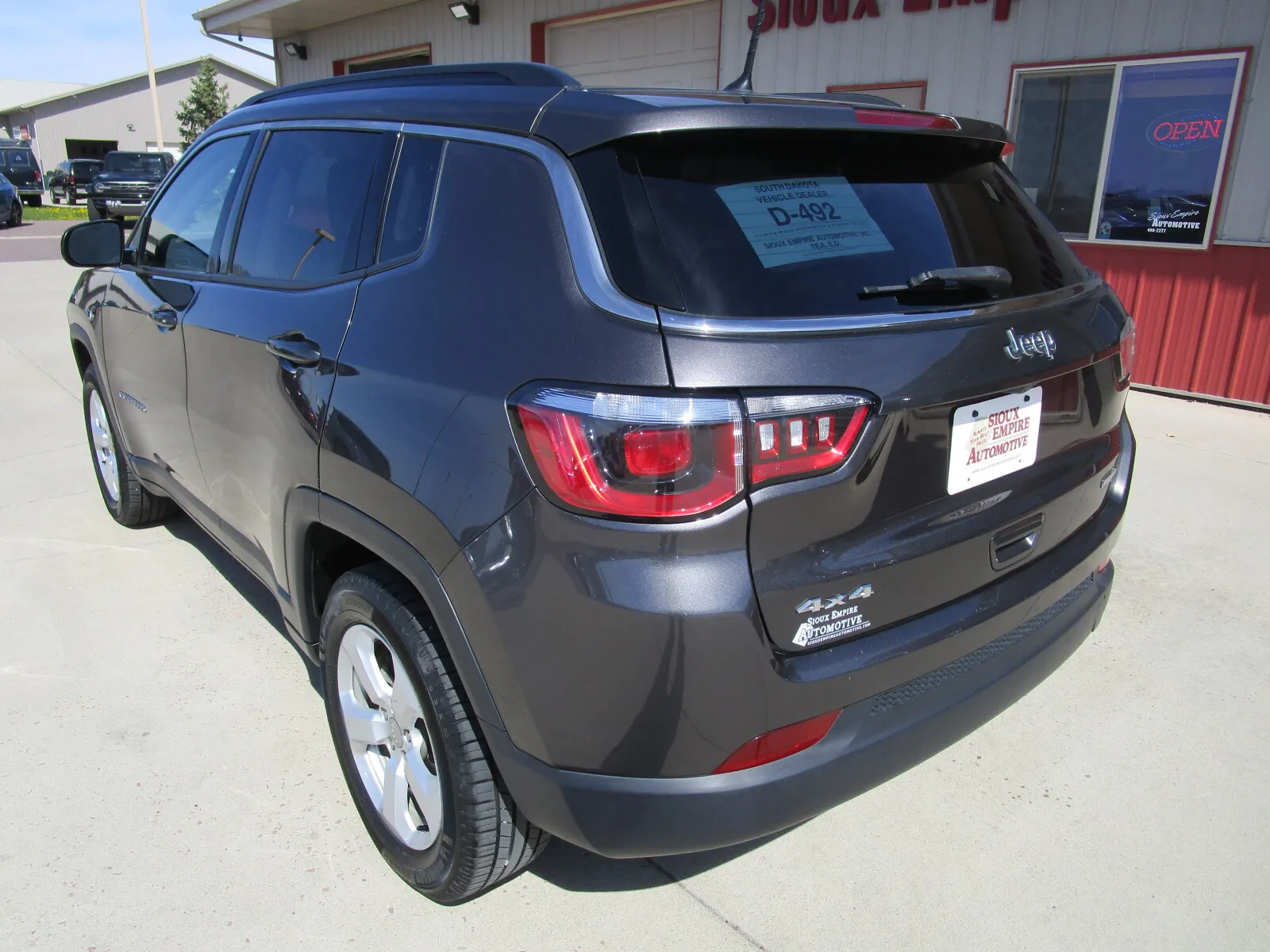 Jeep Compass photo 9