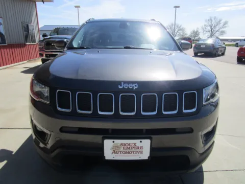 More photos of 2018 JEEP COMPASS Latitude at Sioux Empire Automotive, SD