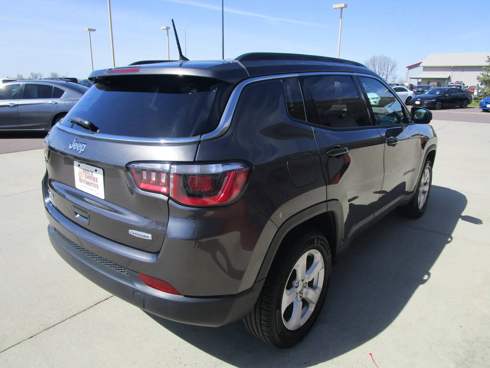 Jeep Compass photo 7
