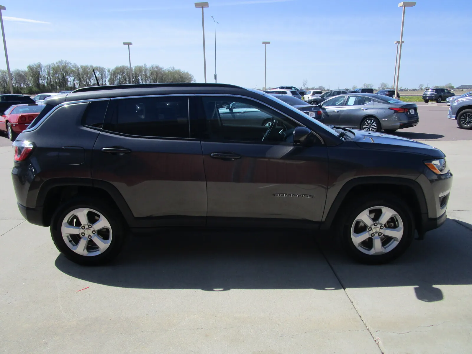 Jeep Compass photo 6