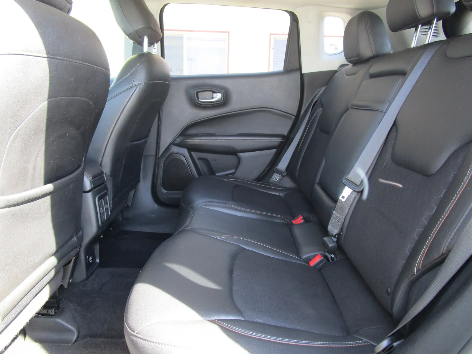 Jeep Compass photo 13