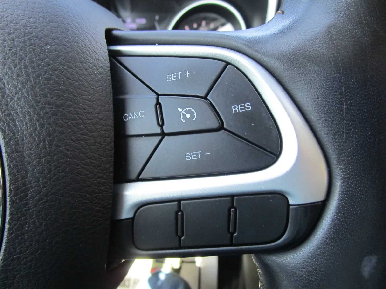 Jeep Compass photo 21