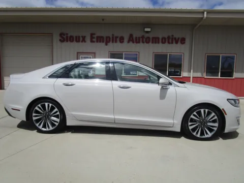 Photos of 2020 LINCOLN MKZ Reserve for sale in Tea, SD at Sioux Empire Automotive