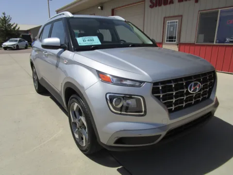 Another view of 2025 HYUNDAI Venue SEL for sale in Tea, SD at Sioux Empire Automotive
