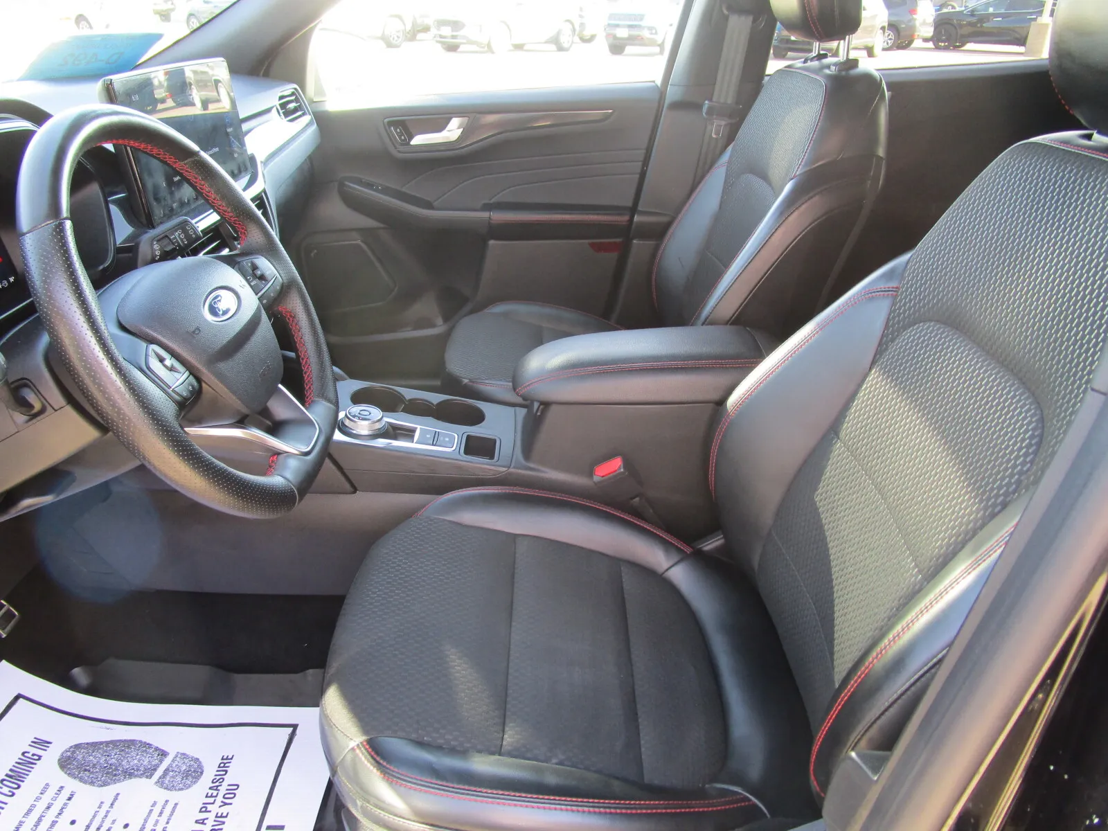 Ford Escape photo 12