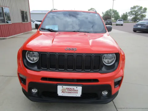 More photos of 2021 JEEP RENEGADE Latitude at Sioux Empire Automotive, SD