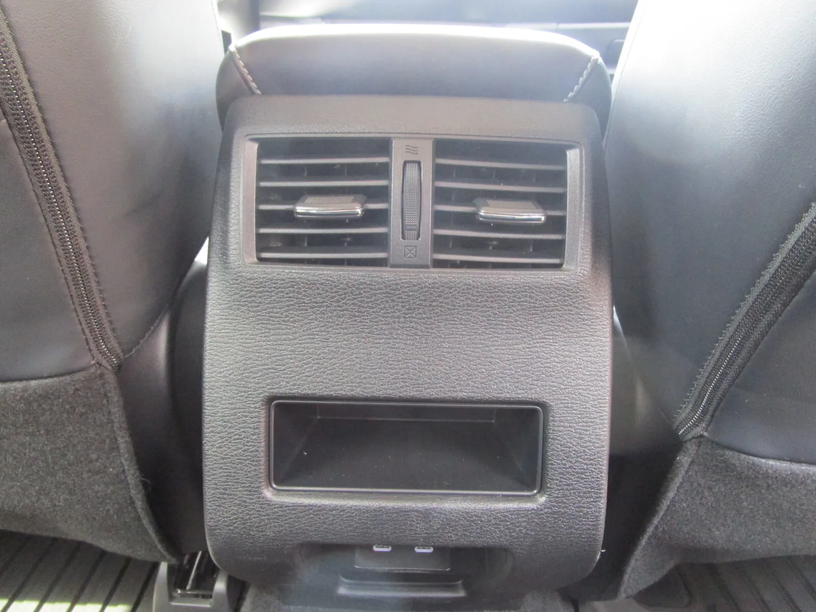 Mitsubishi Outlander photo 17