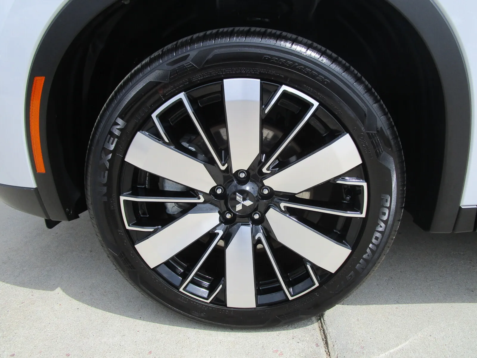 Mitsubishi Outlander photo 42