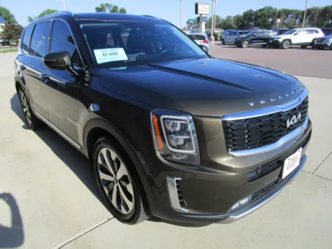 More photos of 2022 KIA Telluride SX at Sioux Empire Automotive, SD
