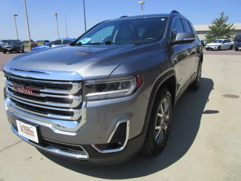 More photos of 2021 GMC Acadia SLT at Sioux Empire Automotive, SD