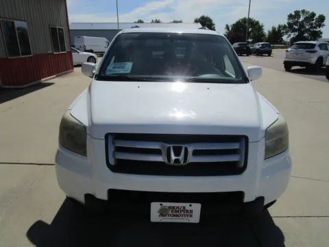 More photos of 2007 HONDA Pilot EX at Sioux Empire Automotive, SD