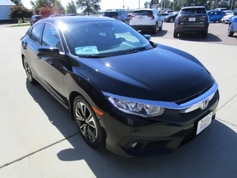 More photos of 2017 HONDA CIVIC EX-L at Sioux Empire Automotive, SD