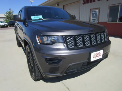 Another view of 2019 JEEP Grand Cherokee Laredo for sale in Tea, SD at Sioux Empire Automotive